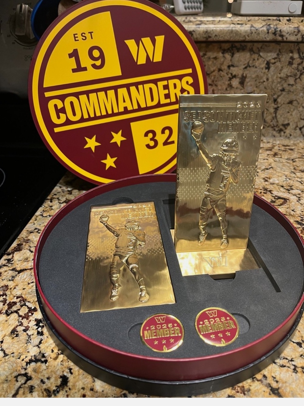 Washington Commanders Gold Collector Plaque Set - Burgundy and Gold